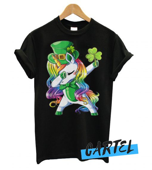 LGBT Dabbing Leprechaun Irish Unicorn awesome T shirt
