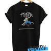 Supernatural - Eye of the Tiger awesome T-Shirt
