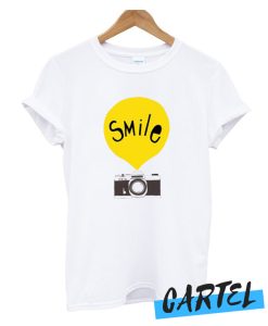 Smile Yellow awesome T Shirt