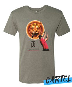 Tiger Woods (Tiger) awesome T Shirt
