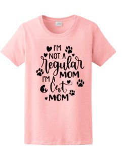 I'm Not A Regular Mom I'm A Cat Mom awesome graphic T Shirt